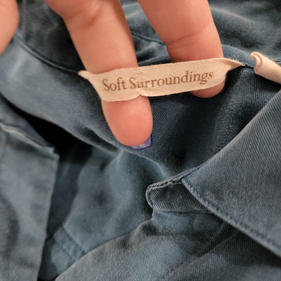 Soft Surroundings button back detail 100% lycocell tunic size medium - Picture 4 of 6